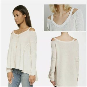 🧶✨ Free People Cold-Shoulder Sweater EUC